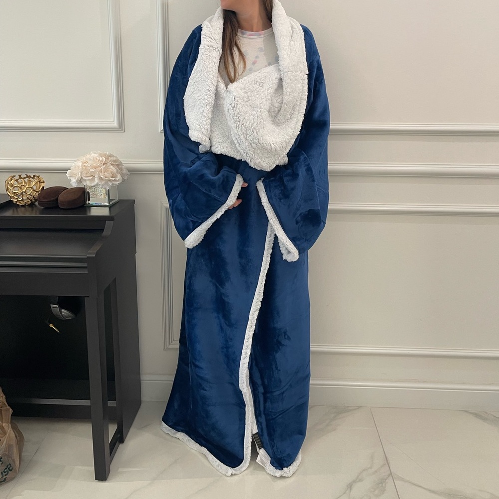 Wearable Blanket with sleeves